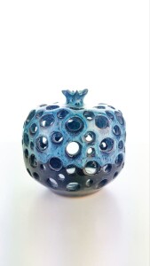 Hydria Original handgemachter Granatapfel Teelichthalter mittel von Kreta - schwarz blau